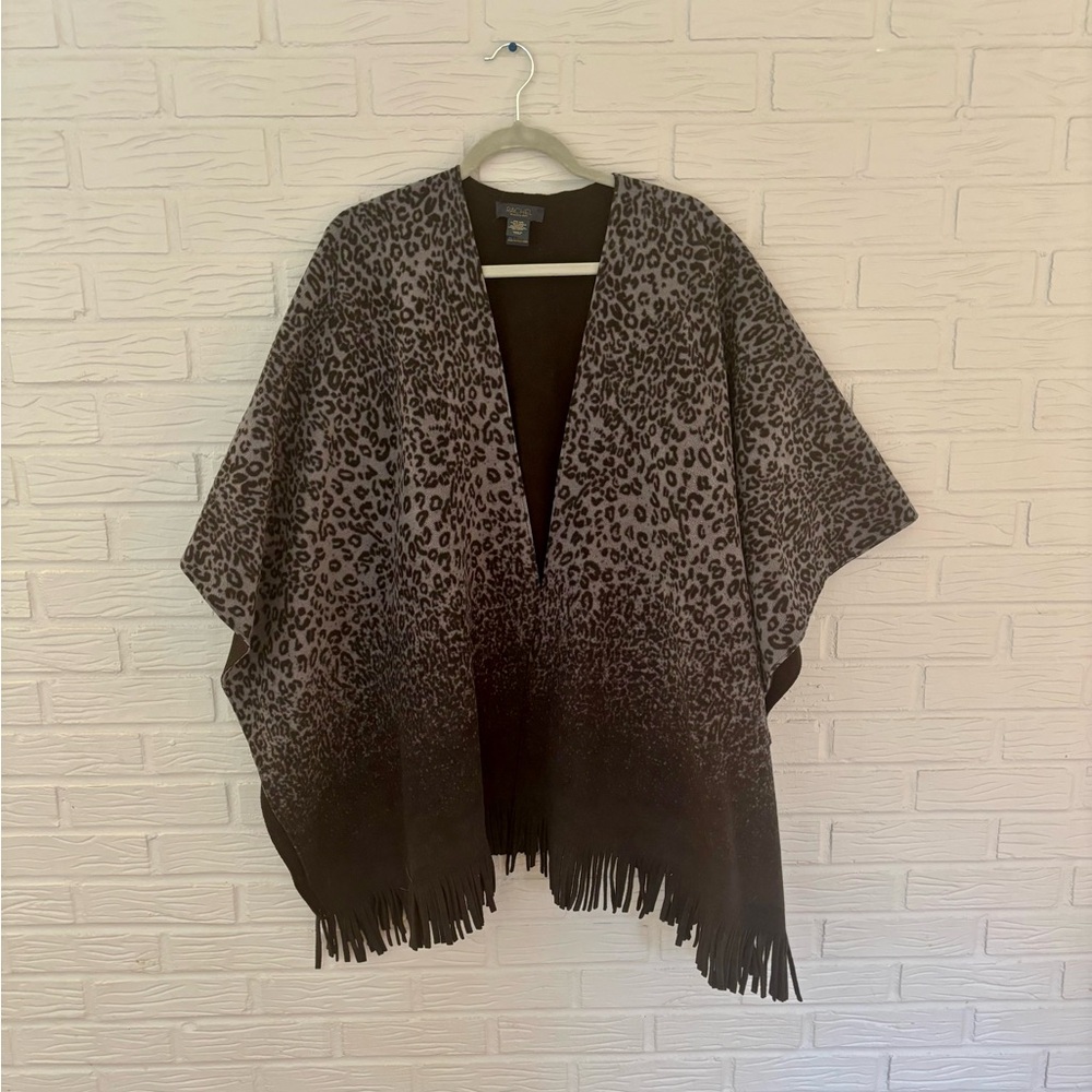 Rachel Roy one size Leopard Print Fringe Wrap Poncho